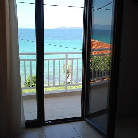 Marianna Apartments Nea Roda Room photo